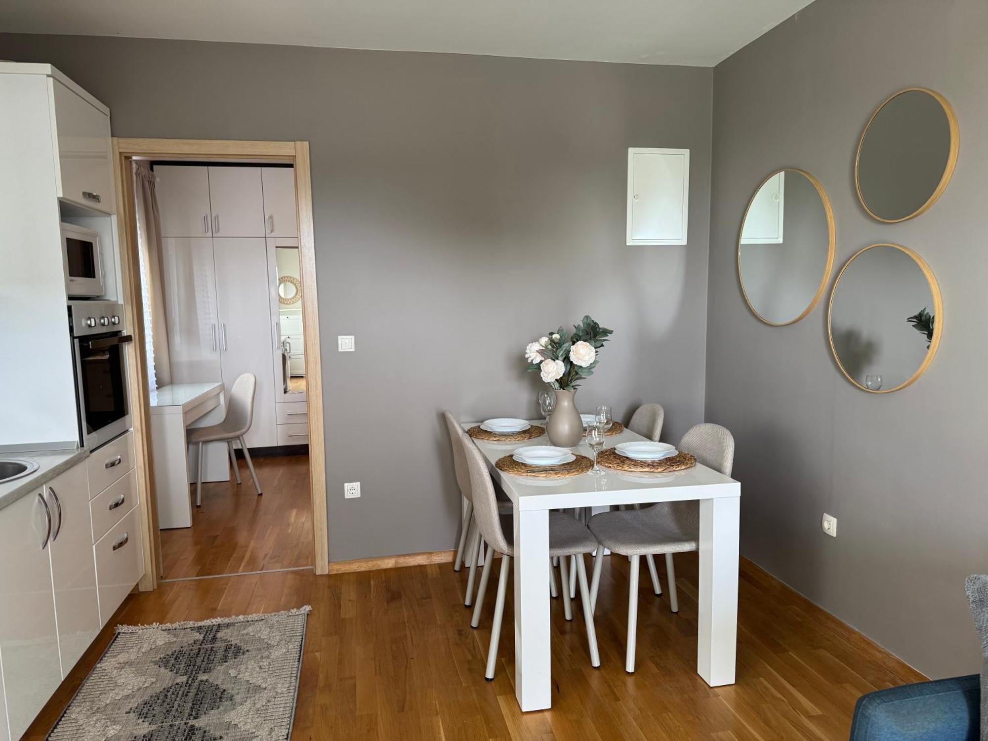 Apartment Tri Sunca Башка-Вода Экстерьер фото